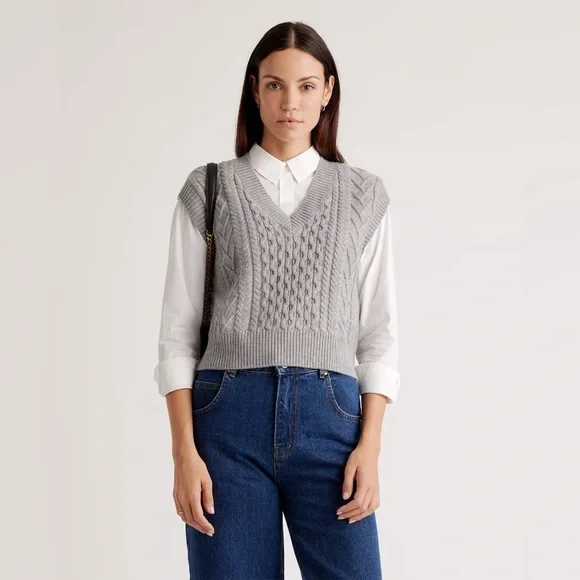 NWOT Quince Australian Merino Wool Cable Sweater Vest size M - Picture 1 of 10